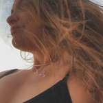 Yani, фото