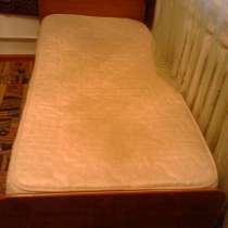 Кровать полуторка с матрасом, в Славянске-на-Кубани