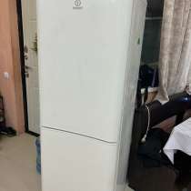 Холодильник INDESIT, в Анапе
