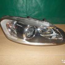Передняя правая фара на Volvo XC60-Ксенон Адоптив, в Москве