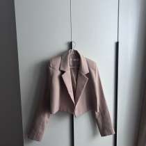 На продажу вылетают женские вещи, в Екатеринбурге