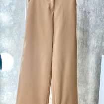 Бежевые брюки-палаццо / классические широкие брюки, в Москве