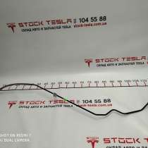 З/ч Тесла. Трубопровод тормозной системы (от главного цилинд, в Москве