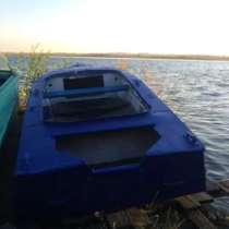 Моторная лодка без двигателя в хорошем состоянии, с документ, в Иркутске