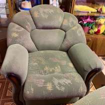 Продаю две кресло раскладное. По2500руб, в Оренбурге