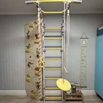 Шведская стенка со скалодромом, в Москве