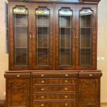 Стенка-витрина, в Калининграде