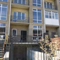 Продам таунхаус 210 м2 в 5-ь уровней с гаражом, СЖМ (Орбит.), в Ростове-на-Дону