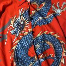 Красная рубашка с драконом, в Йошкар-Оле