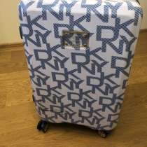 DKNY чемодан, в Москве