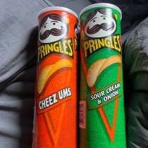 Винтаж банки из под Pringles 1999 год, в Москве