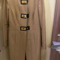 Пальто, в Москве