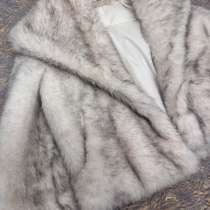 Женская шуба из искусственного меха, в Москве