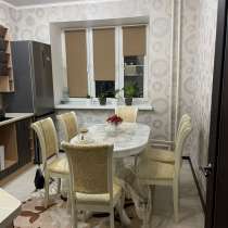 Продаю шикарный стол стульями!, в Котельниках