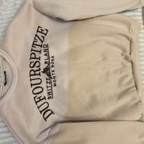 Теплый бежевый свитшот женский, в Санкт-Петербурге