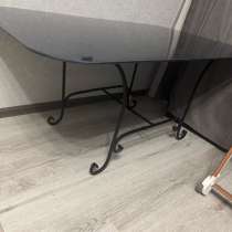 Стол, в Конаково