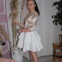 Платье белое с юбкой солнышком, в Москве