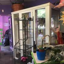 Продаю Холодильник под ЦВЕТЫ, в Москве