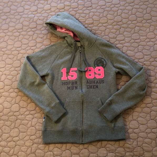 Серая толстовка женская HB