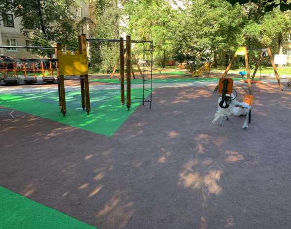 Резиновое покрытие для детских и спортивных площадок в Санкт-Петербурге фото 5