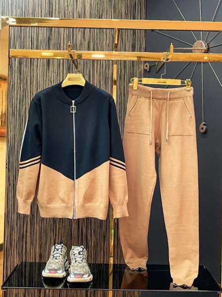 Костюм в Москве