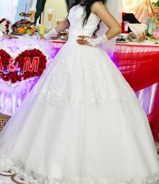 Продаю свадебное платье в Краснодаре