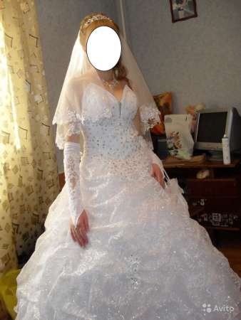 Свадебное платье с напылением