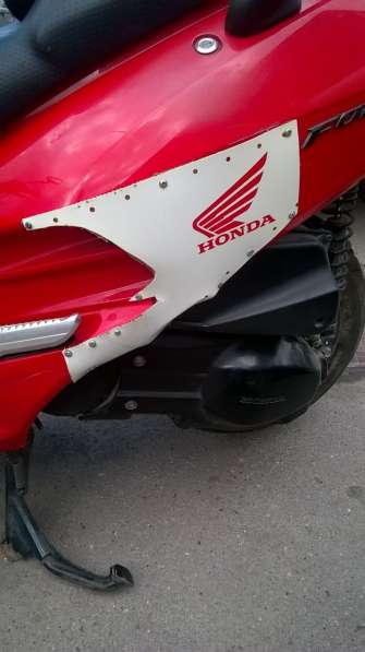 Отличный макси-скутер Honda Forza X 250 в Москве фото 6