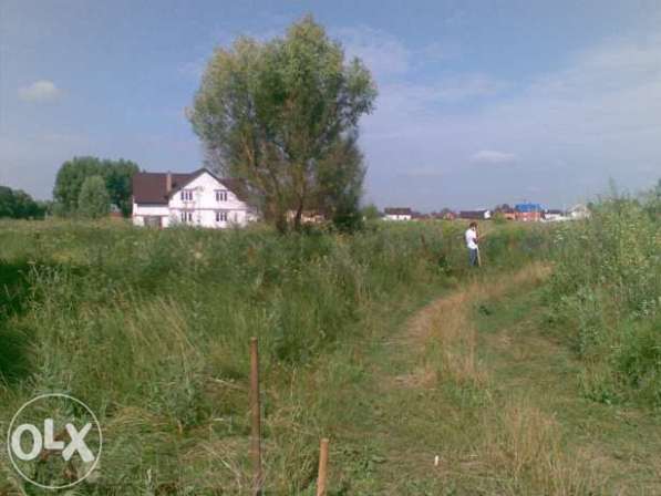 Продам в Борисполе участок