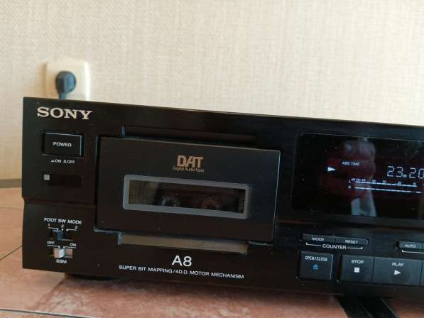 SONY Digital Audio Tape Deck DTC-A8 Цифровая кассетная дэка в Москве фото 9