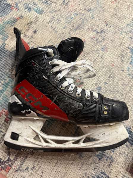 Коньки хоккейные в Челябинске фото 4
