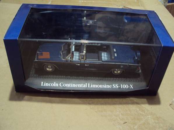 Lincoln Continental Limousine SS-100-X