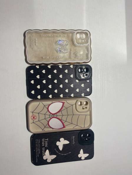 Чехлы на айфон 11