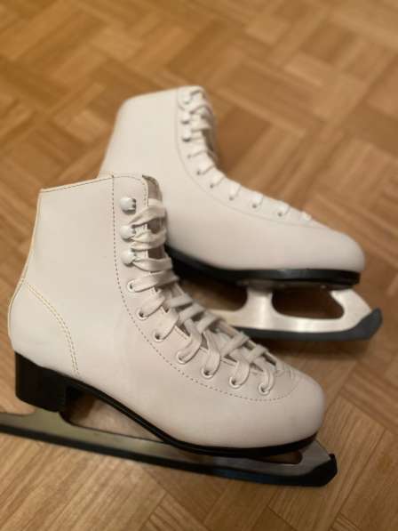 Коньки женские