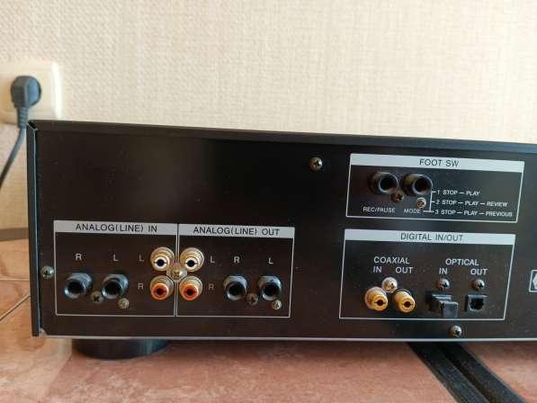 SONY Digital Audio Tape Deck DTC-A8 Цифровая кассетная дэка в Москве фото 8