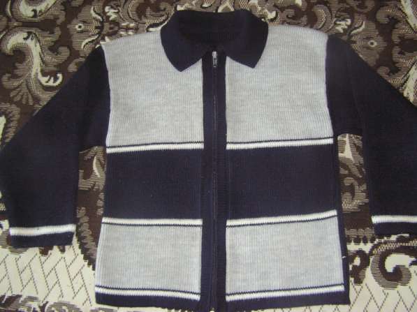 Продам свитера на мальчика 4-6 лет в Красноярске фото 5