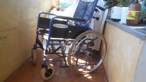 Отдам инвалидную коляску