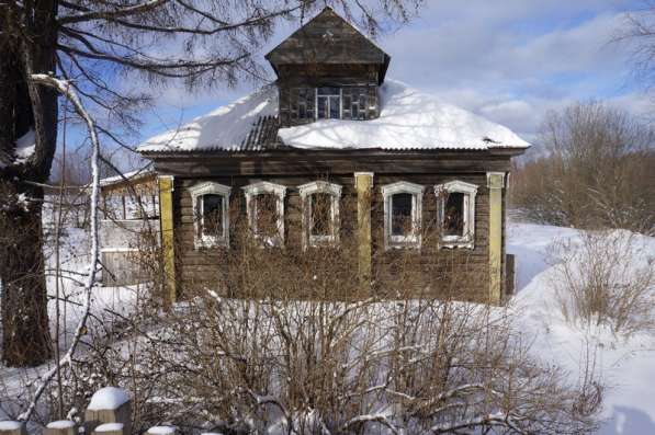 Бревенчатый дом в деревне, расположенный на трассе Углич - Р в Москве фото 19