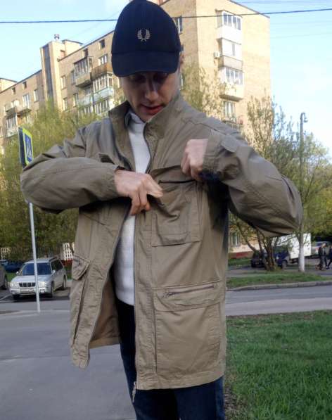 Куртка мужская / безрукавка в Москве фото 7