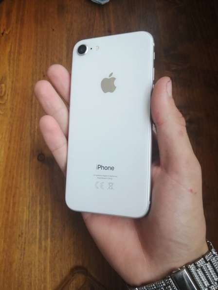 IPhone 8 (Белый)