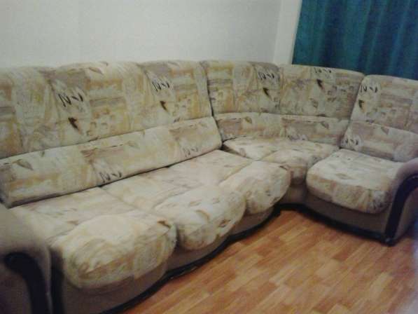 Продам диван- мягкий угол