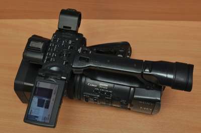 видеокамеру Sony Sony HDR-AX2000E в Челябинске фото 7