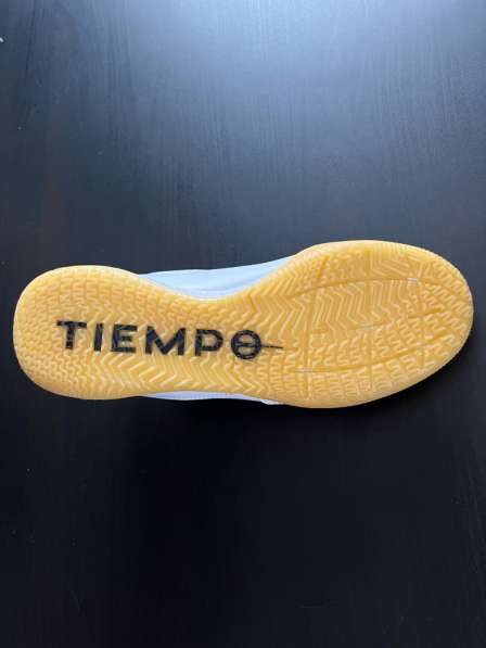 Футзалки Nike Tiempo в Москве