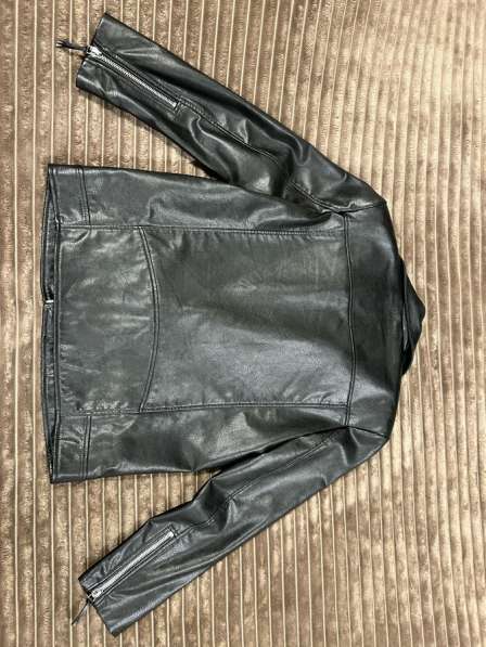 Косуха кожаная Zara в Москве