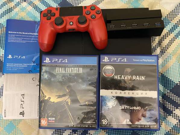 Продам Sony Playstation 4 в Москве фото 3