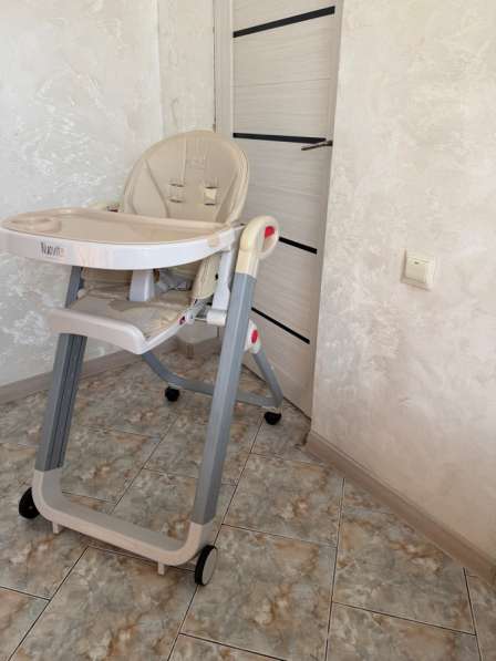 Столик для кормления нуовита б/у в Майкопе фото 3