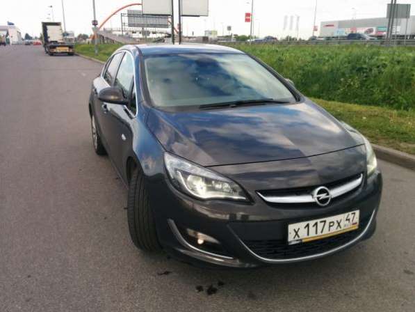 Opel Astra (J рестайлинг), продажав Санкт-Петербурге