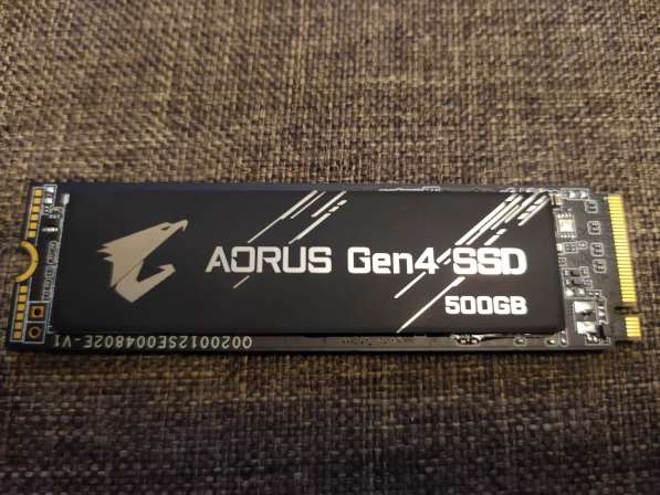 Продам новый SSD-500 гб. диск Gigabyte в фото 3