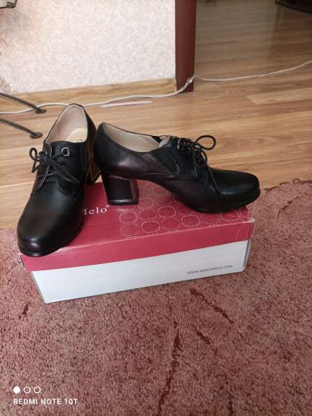 Новые женские туфли в 