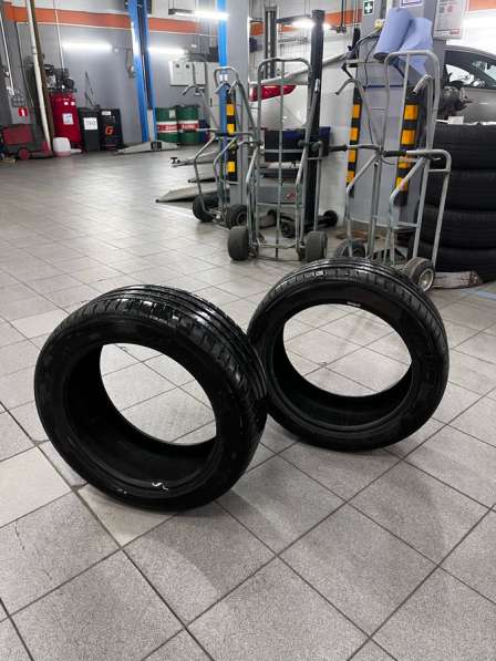 Michelin “Pilot Sport 4” 245/45/ZR18